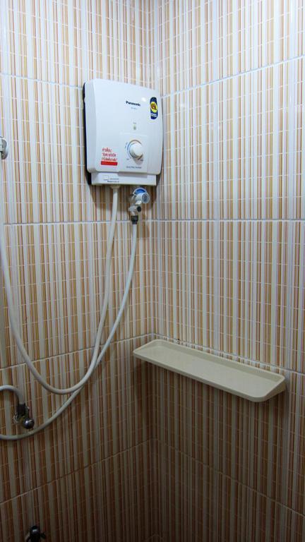 Samal Guesthouse Pattaya Luaran gambar