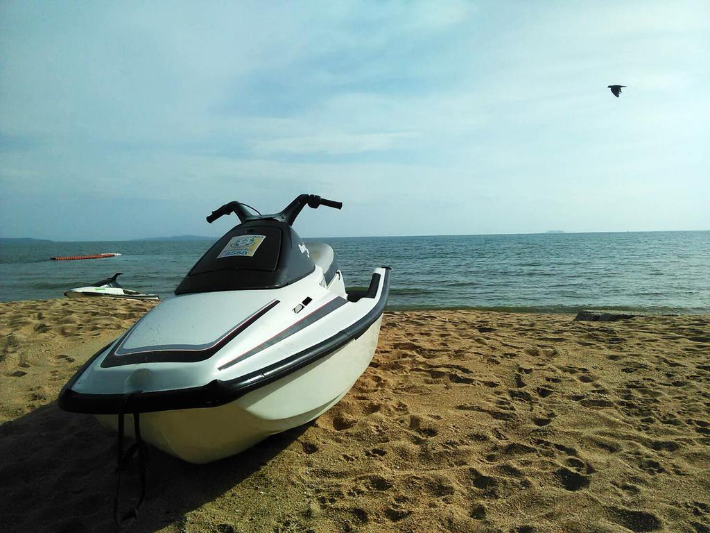 Samal Guesthouse Pattaya Luaran gambar