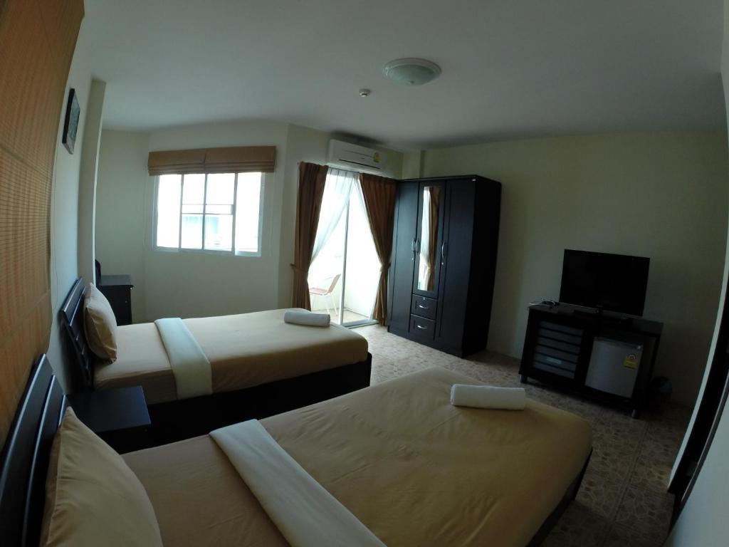 Samal Guesthouse Pattaya Luaran gambar